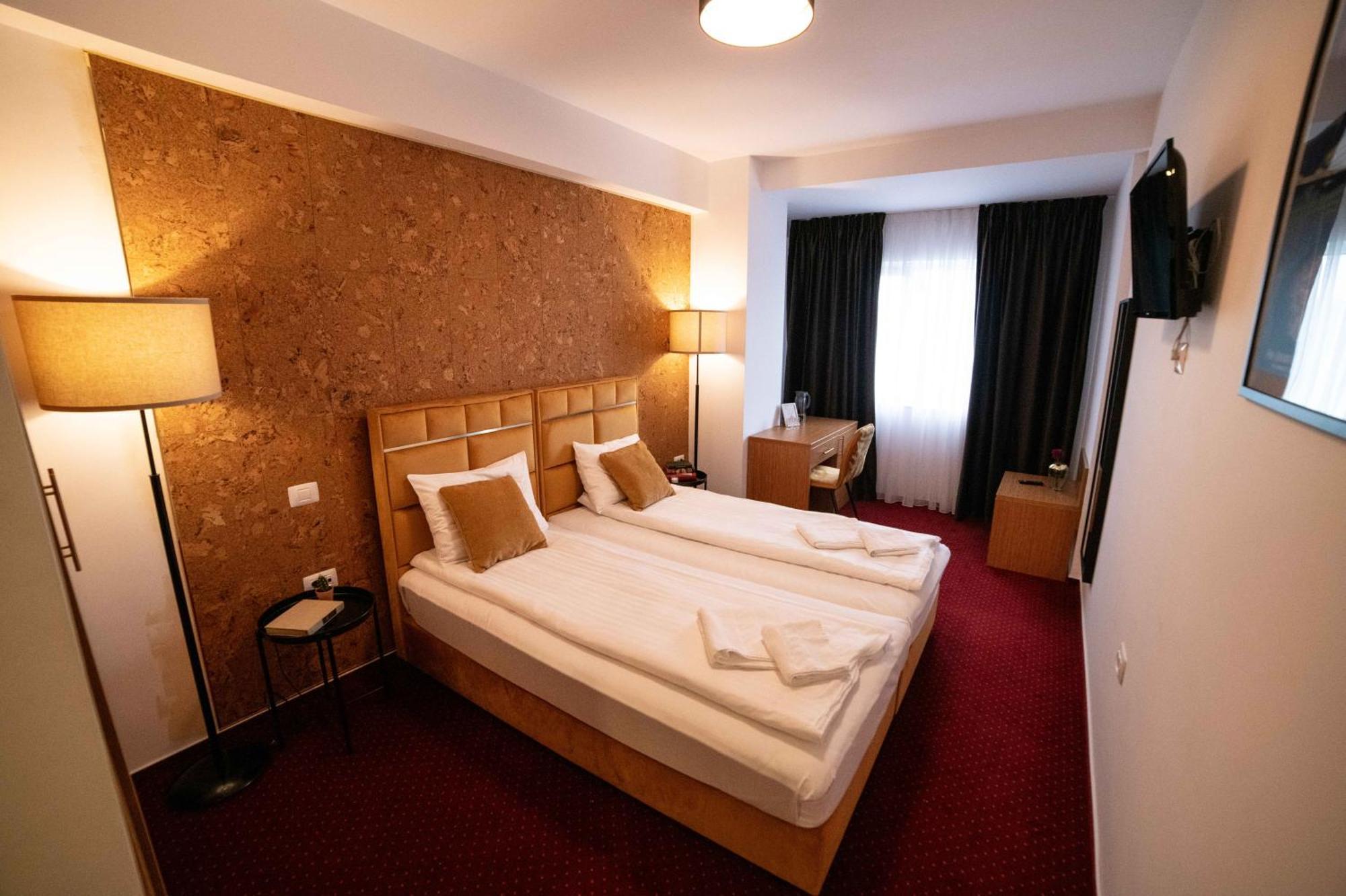 Апарт готель Bucharest Airport Accomodation Отопень Екстер'єр фото